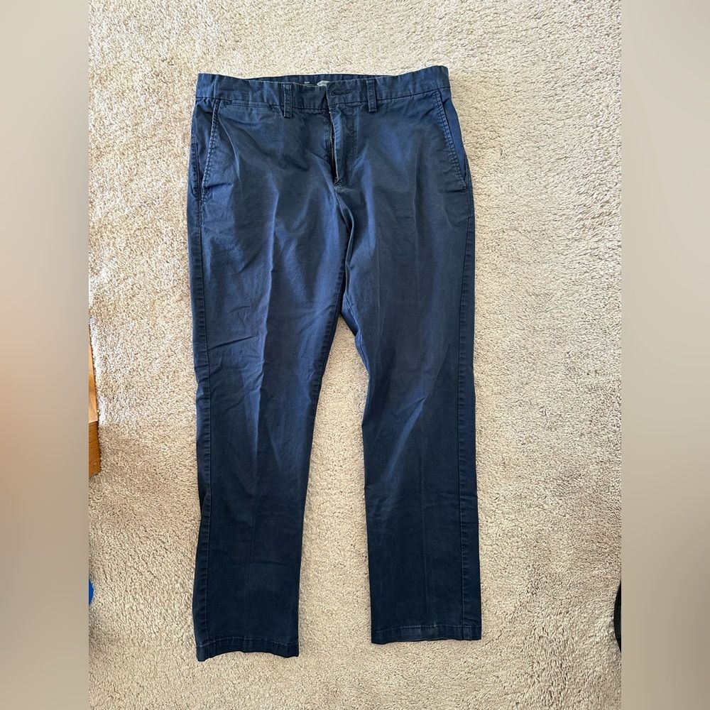 Mens Old Navy Chino Pants, Size 33x30 Navy Blue